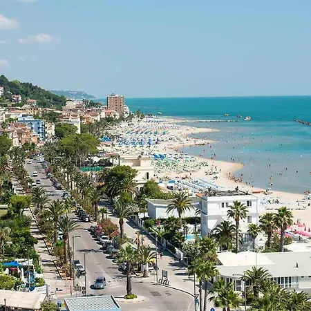 Daire Antonella A Due Passi Dal Centro E Dal Mare *