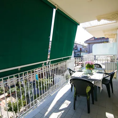 Daire Antonella A Due Passi Dal Centro E Dal Mare *