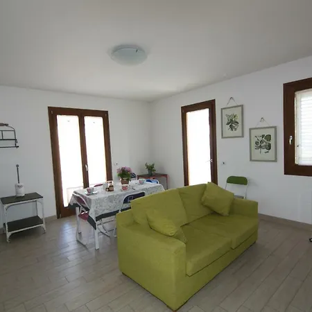 Antonella A Due Passi Dal Centro E Dal Mare *